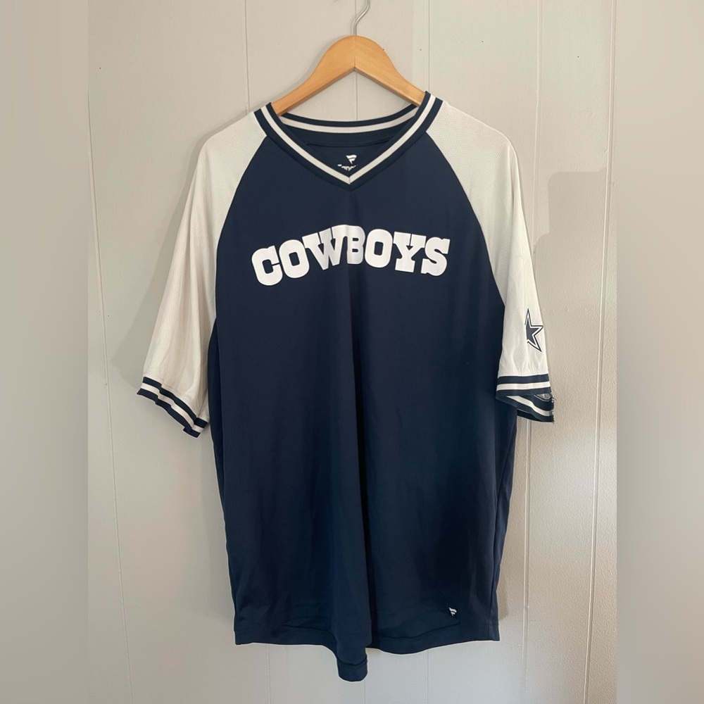 Dallas Cowboys by fanatics T-shirt 2XL used